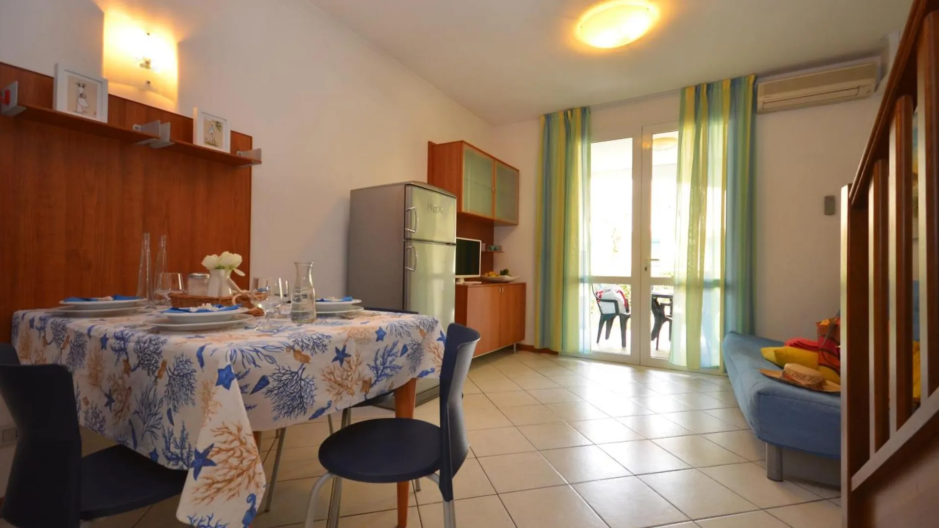 Lägenhetshotell Villaggio Marco Polo Bibione Italien