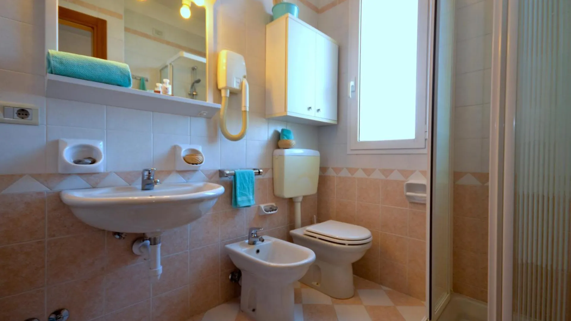 Lägenhetshotell Villaggio Marco Polo Bibione Italien